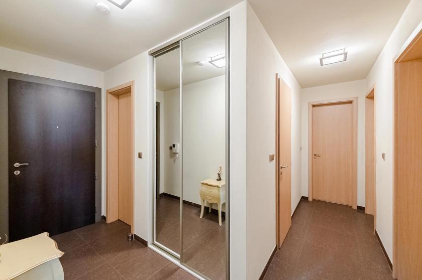 Luxury Apartment In Prague And Free Parking Exterior foto